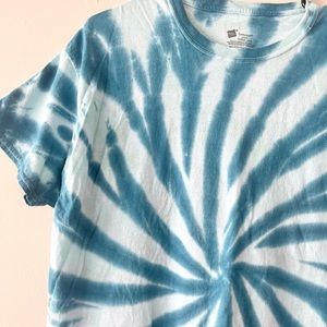 🦋Blue Monochrome Spiral Tie Dye shirt minimalistic, hippie, bohemian wear style